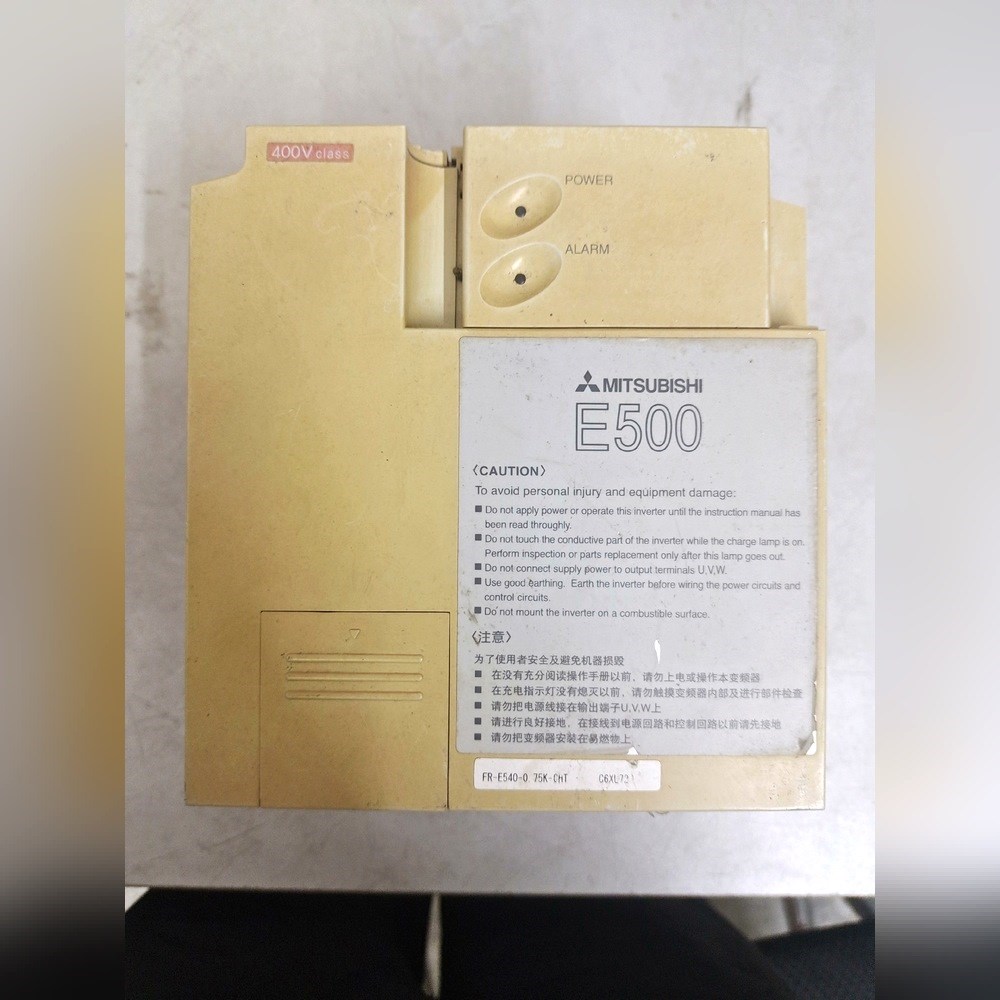 三菱变频器 E500系列0.75KW三菱变频器 E5 议价