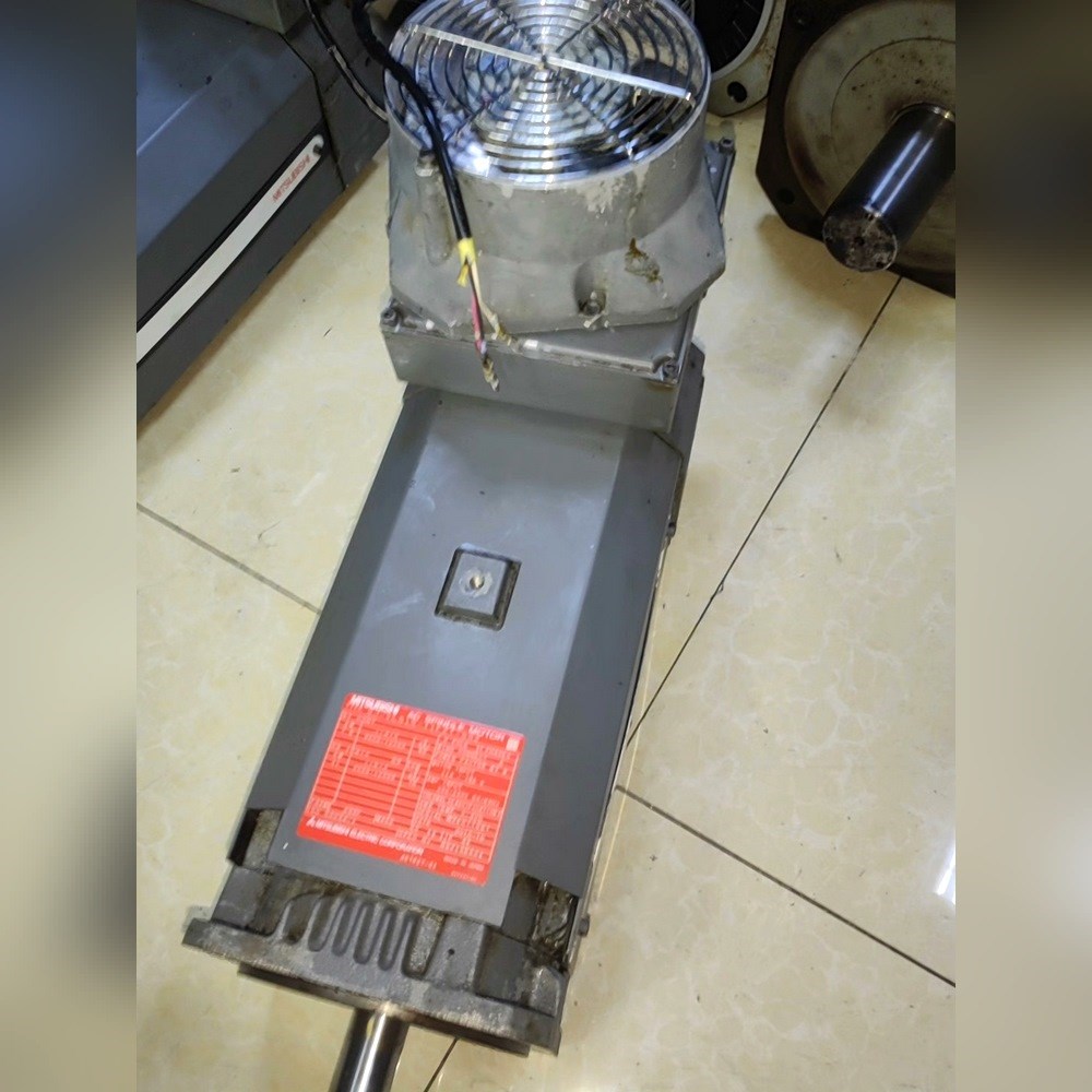 SJ-VLS15-11FZT-S02三菱主轴电机带中心出水 议价