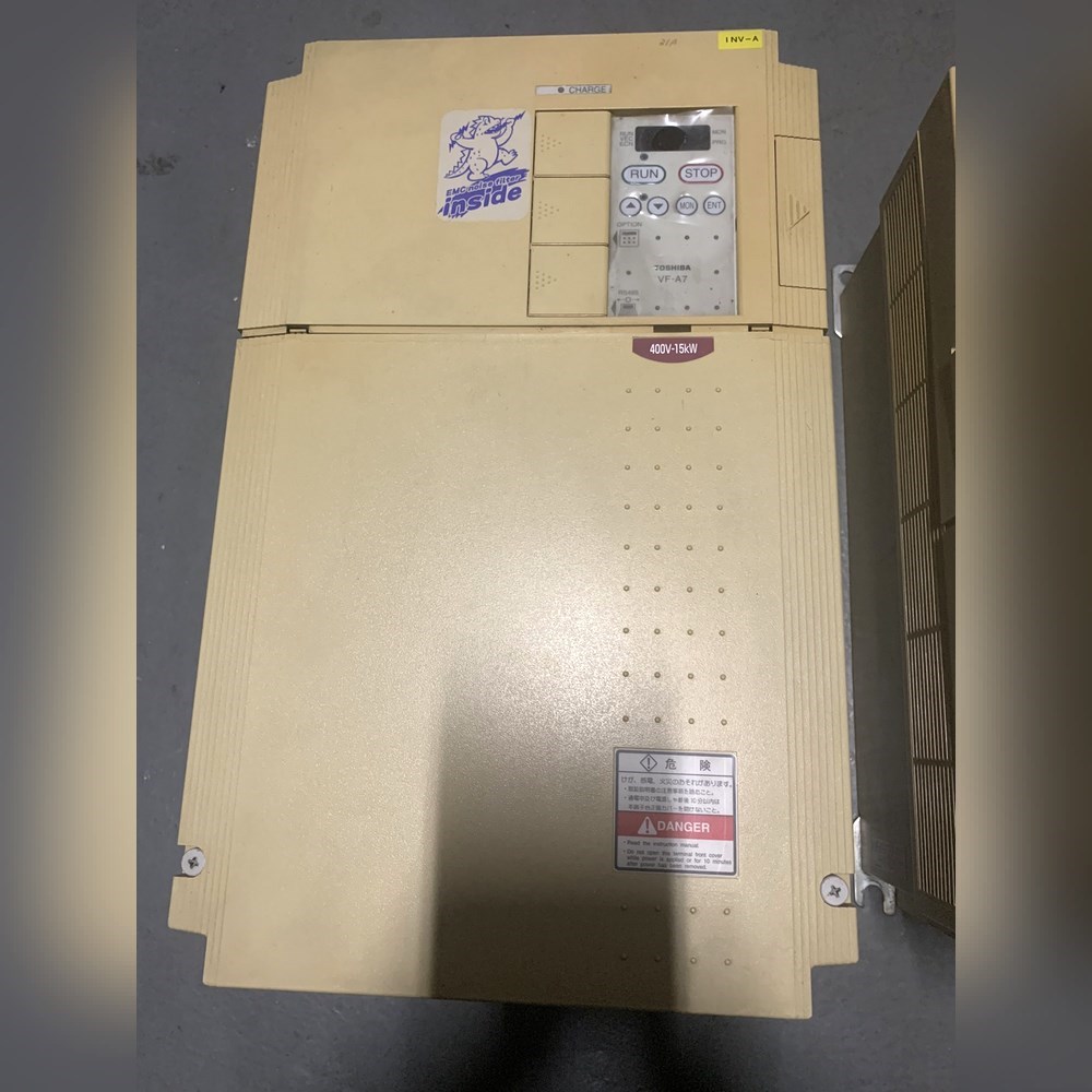 出东芝变频器15千瓦VFA7-4150PL黄色外壳三相 议价