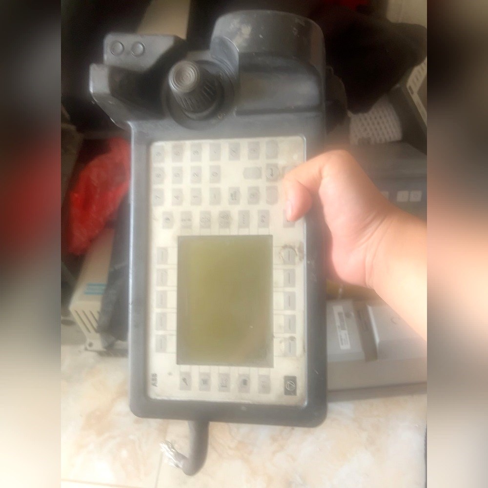 ABB机器人示教器TPU2 3HNE00311-1 议价