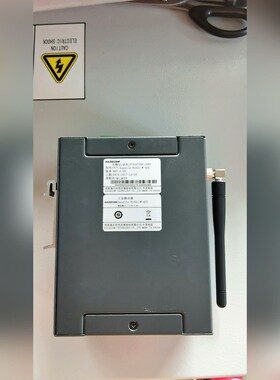 瑞斯康达交换机R102i-W-4FE柜体成色极 议价