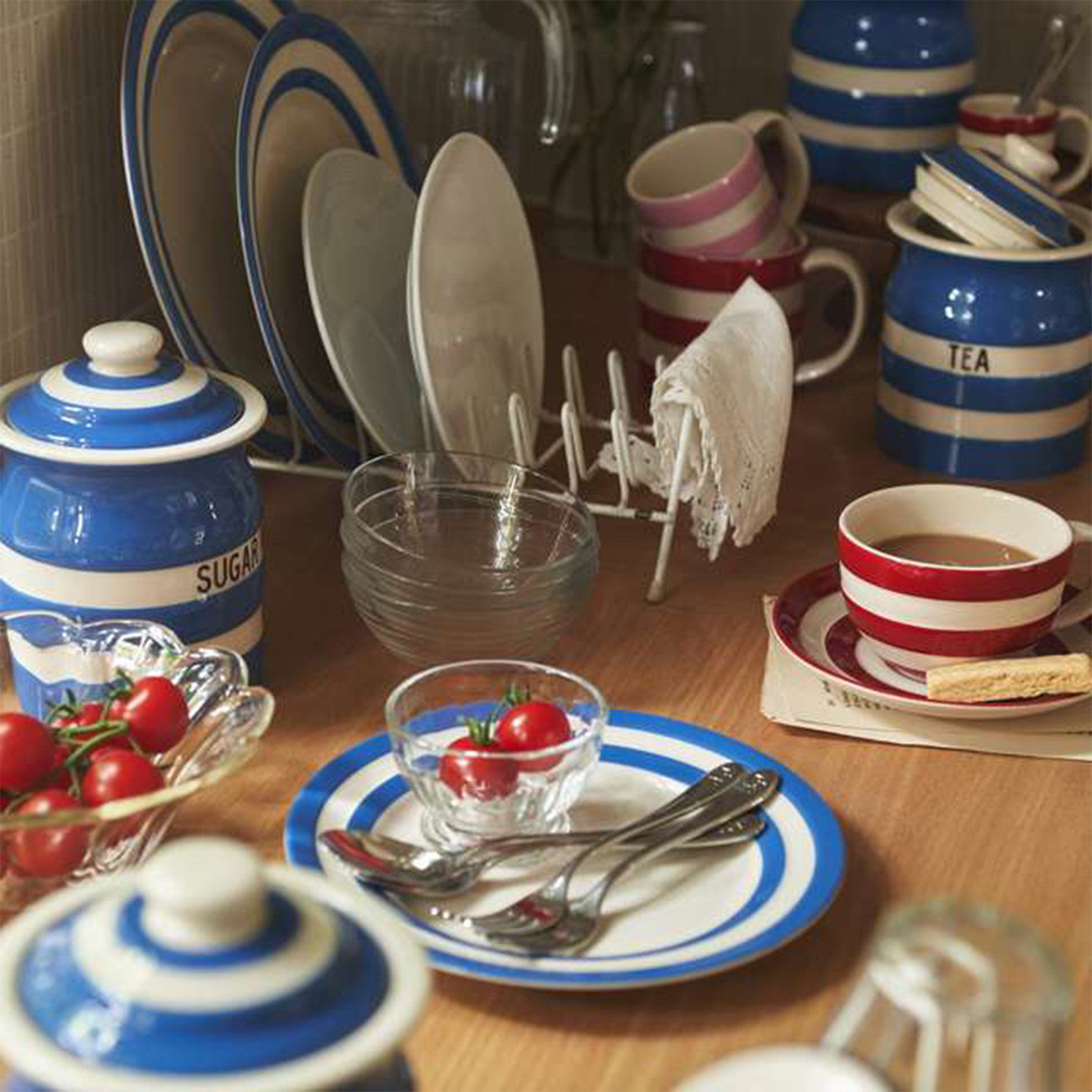 日本afternoontea英国cornishware合作款经典盘子