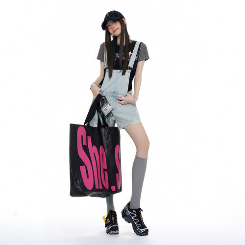 ｜XSD 【新品】！2026夏季｜甜酷美式破洞毛边背带牛仔裤女小个子