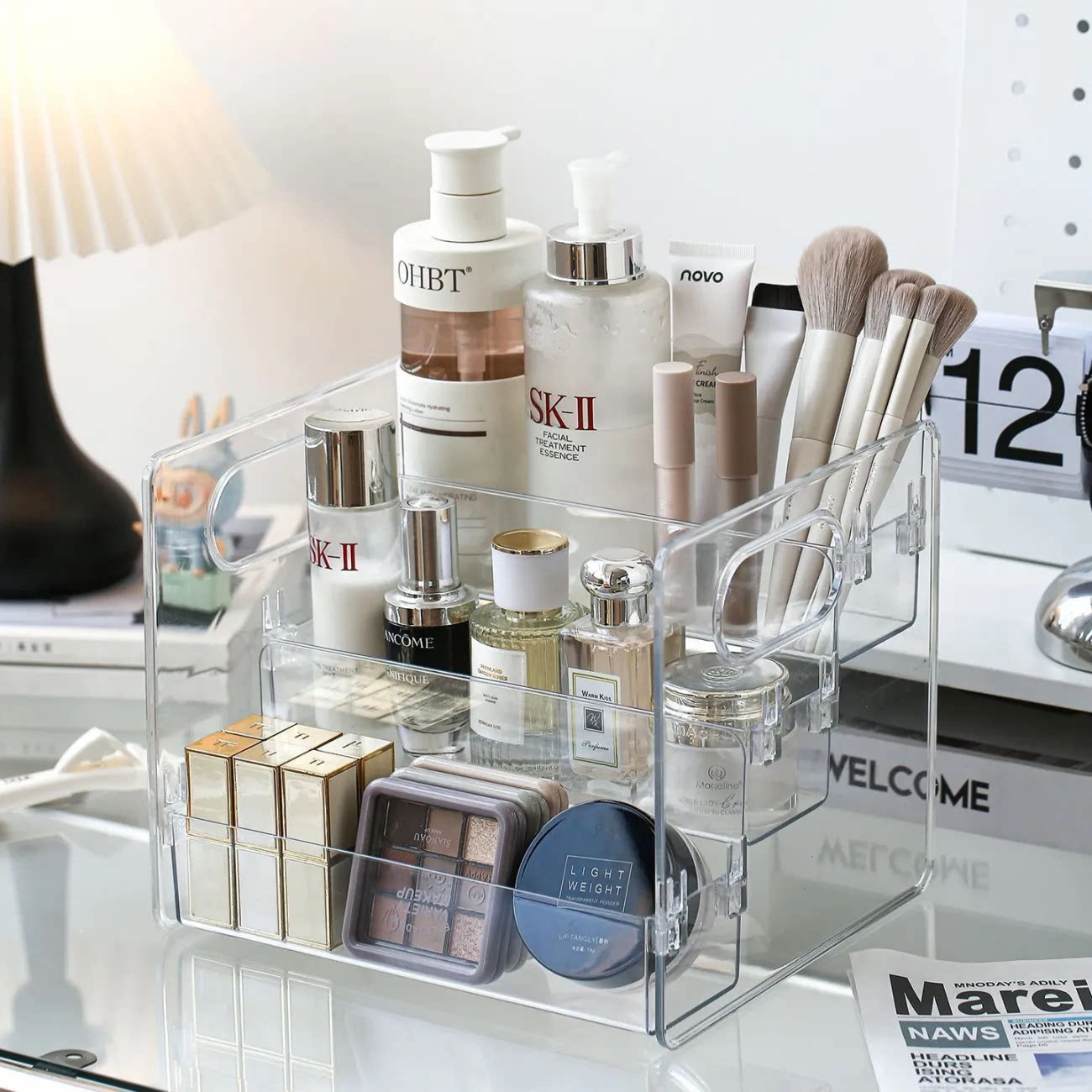 化妆品收纳盒桌面透明亚克力梳妆台阶梯多层整理护肤品香水置物架