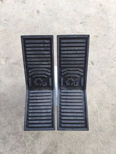 新源轮式挖掘机配件大全机械轮胎75挖机正品夹具夹木器脚踏阀组件