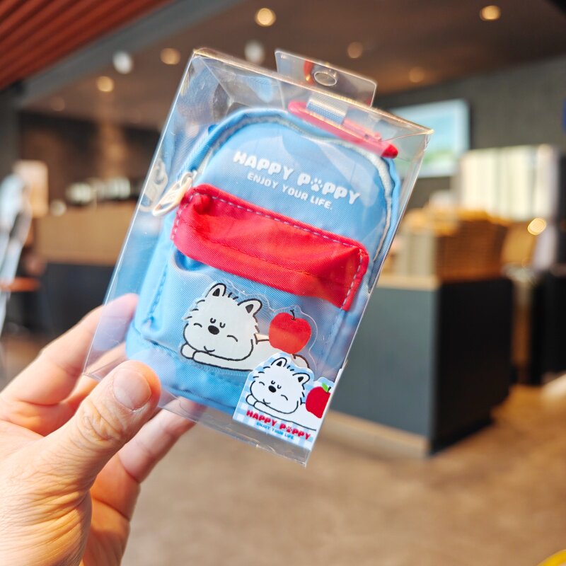 伊藤家可爱卡通卡皮巴拉小白狗书包零钱包学生用卡包少女迷你小包