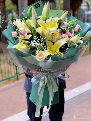 19朵黄百合上海鲜花同城速递闵
