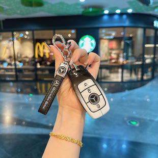 适用奔驰e300l钥匙套c260l车用glc包a200壳c200女gla扣glb男gle