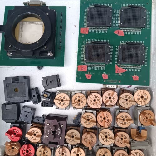 芯片烧录底座 LY-1502235AX，铝合金材质，带旋钮开--议价商品