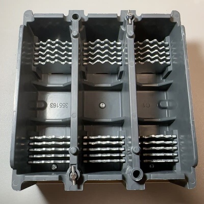 施耐德全新LC1D300灭弧室，数量1个，单价200元--议价商品