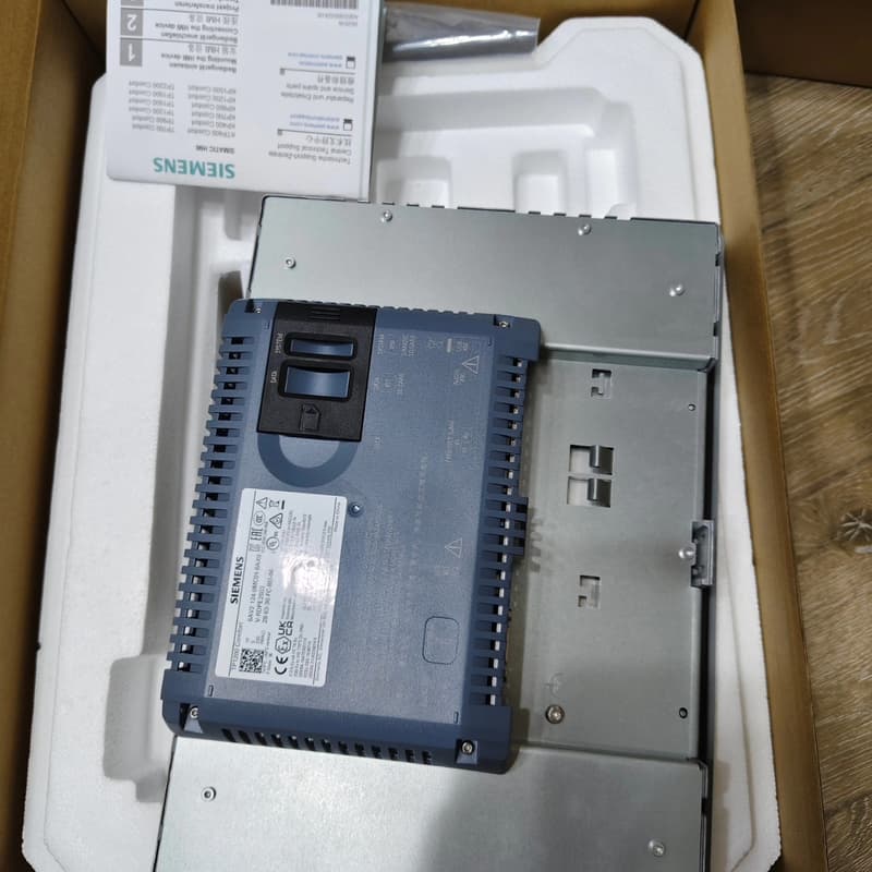 西门子SIMATIC HMI触摸屏,型号6AV2124-0M--议价商品