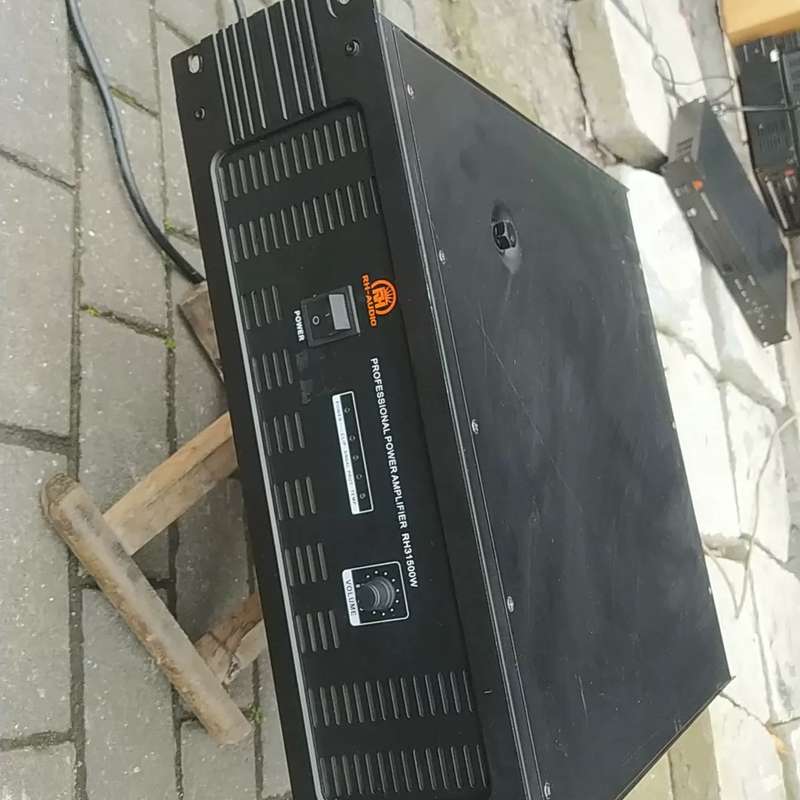 美国瑞皇RH-AUDIO功放RH31500W一台--议价商品