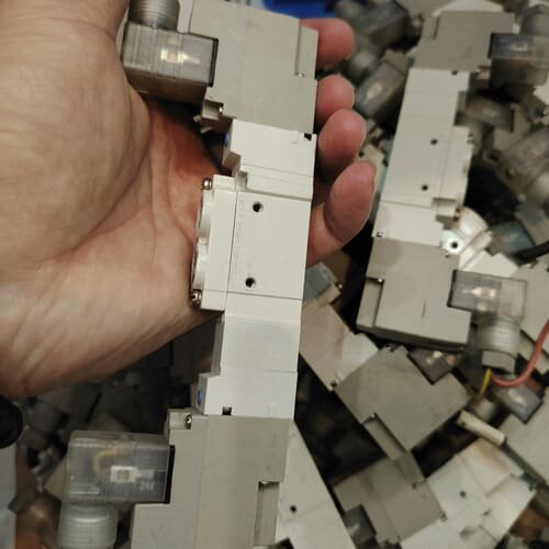 SY5420-5DZ-01SMC原装拆机电磁阀二手原装拆机，--议价商品