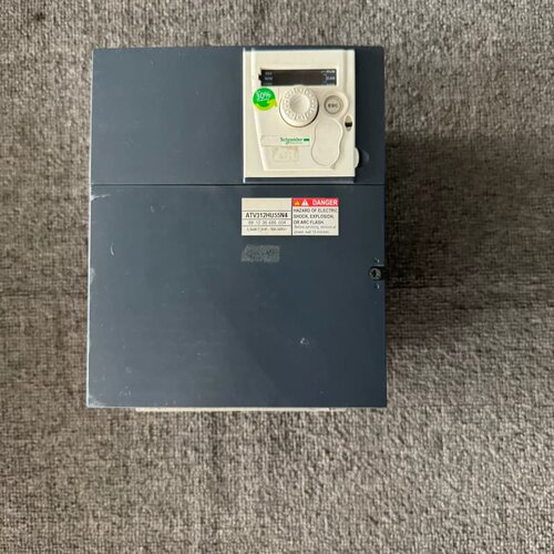 施耐德ATV312HU55N4变频器，5.5kw/380v，--议价商品