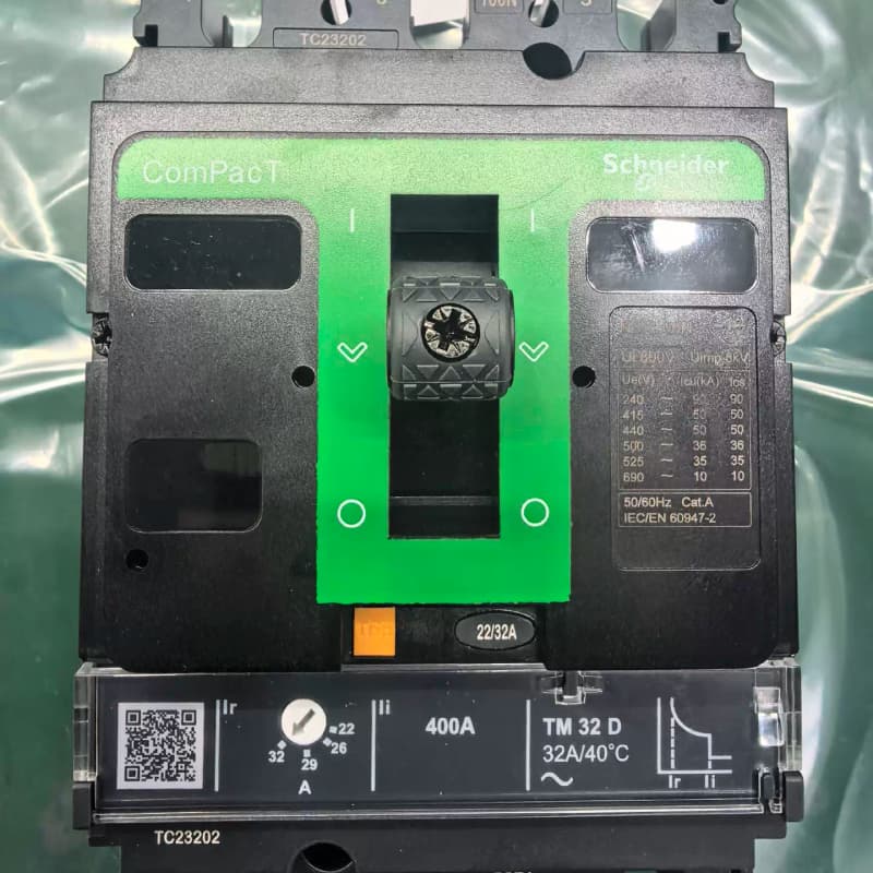 施耐德ComPacT塑壳断路器 TM32D,3P三相,额定电--议价商品