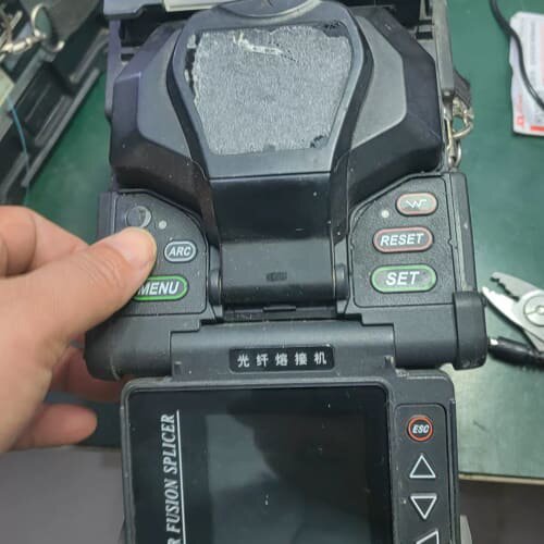 电池光谷GT-17S光纤熔接机电池--议价商品