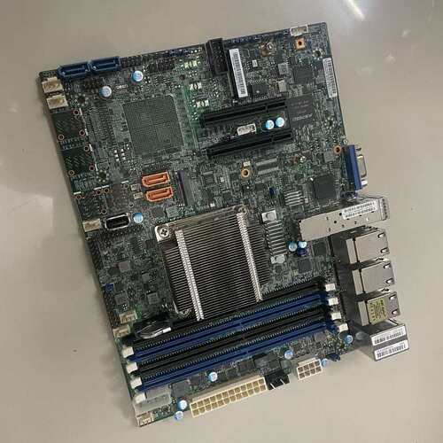 超微X10SDV-7TP8F 板载CPU D-1 NAS--议价商品