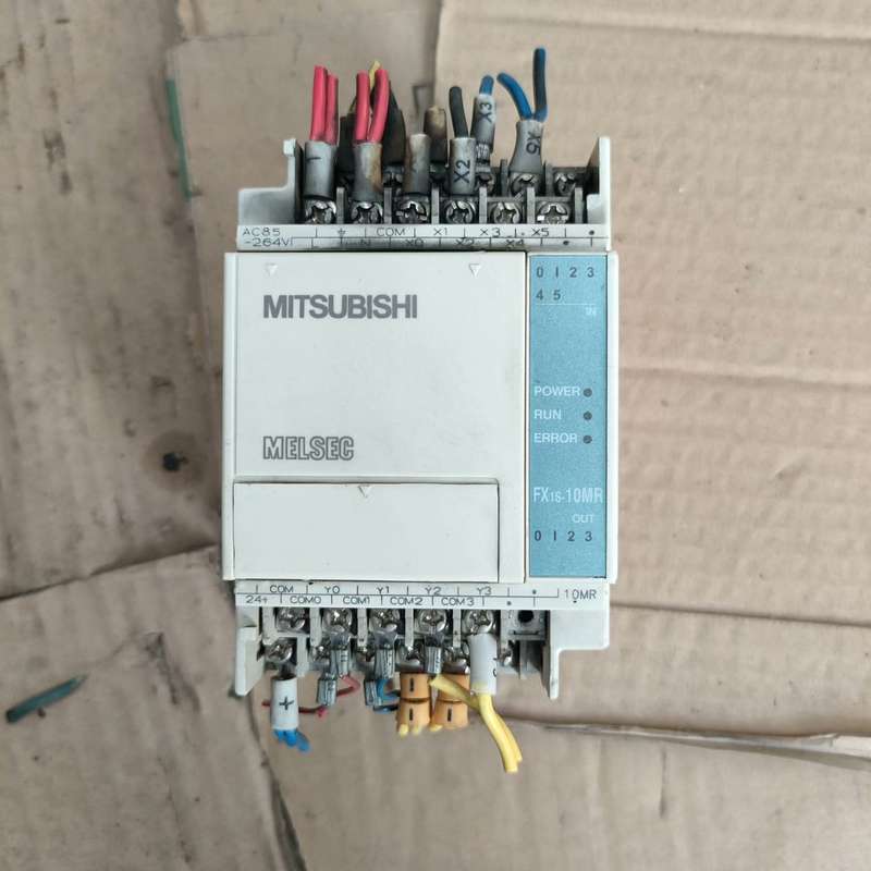 三菱FX1S-10MR一台出，100包邮包好用，非功能问题不--议价商品
