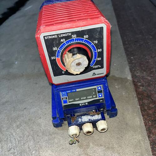 二手日本进口 Iwaki易威奇 电磁计量泵，EH-E56V6--议价商品
