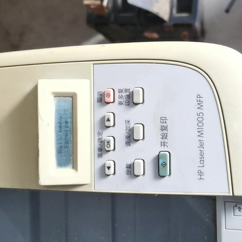 05打印机功能正常,成色如图,上盖缺失,可以开机,能--议价商品