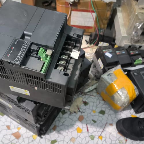 台达变频器VFD150E43A-BA 模块包好 通电有显示--议价商品