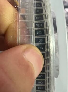 RF2512-1K-HS贴片电阻4000个，C128--议价商品