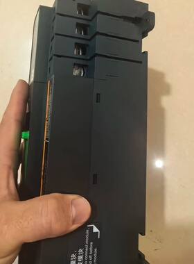 施耐德双电源自动转换开关WATSN100/4A，4P四进四出--议价商品