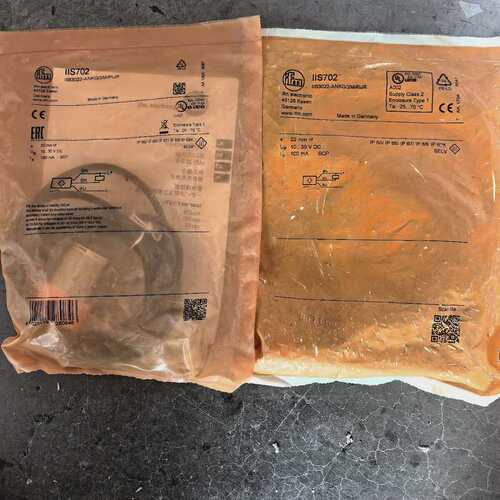 IFM易福门接近开关 IIS702--议价商品