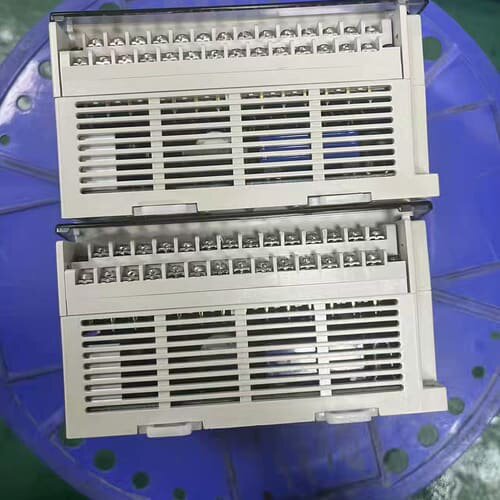 原装正品三菱PLCFX1N-40MR-001--议价商品