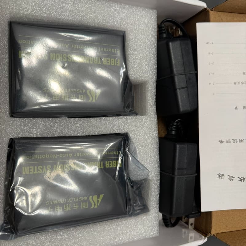 阿卡斯电子光纤收发器，全新未拆封，原包装在。1口以太网传输+--