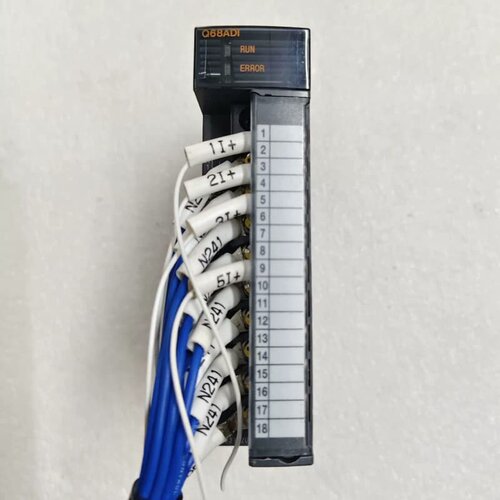 三菱Q68ADI 模拟量输入模块，二手拆机，实物拍摄，成色漂--议价