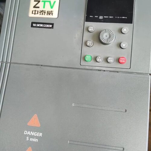 中泰威LC400E-18.5KW变频器两台，成色自定义，功能--议价商品