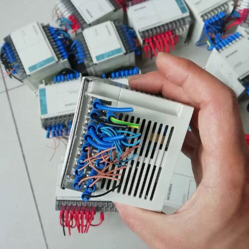 三菱PLC FX1S-20mr/30mr-001，成色漂亮如--议价商品