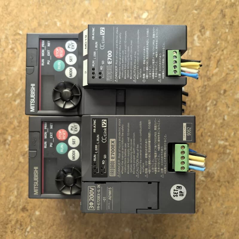 三菱变频器出售，型号FR-E720EX-0.2K-01和FR--议价商品