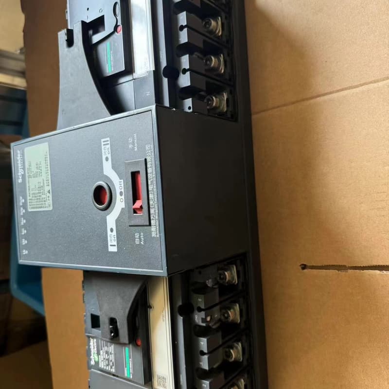 施耐德双电源自动转换开关WATSNA-160/160.4CB--议价商品