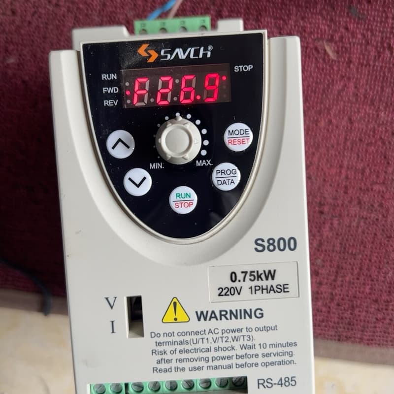 拆机台湾三碁变频器型号S800-2S0.75G--议价商品