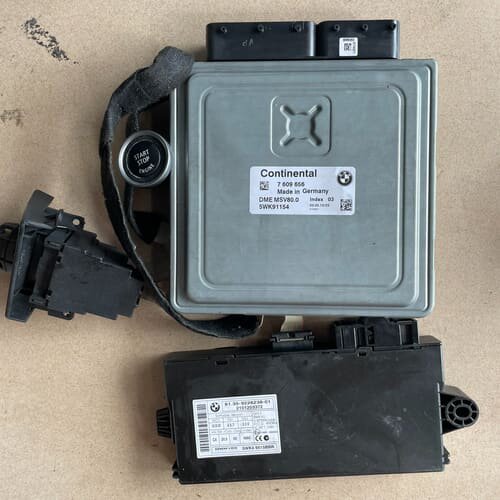宝马发动机电脑V80模块N52着车一套X5/E70--议价商品