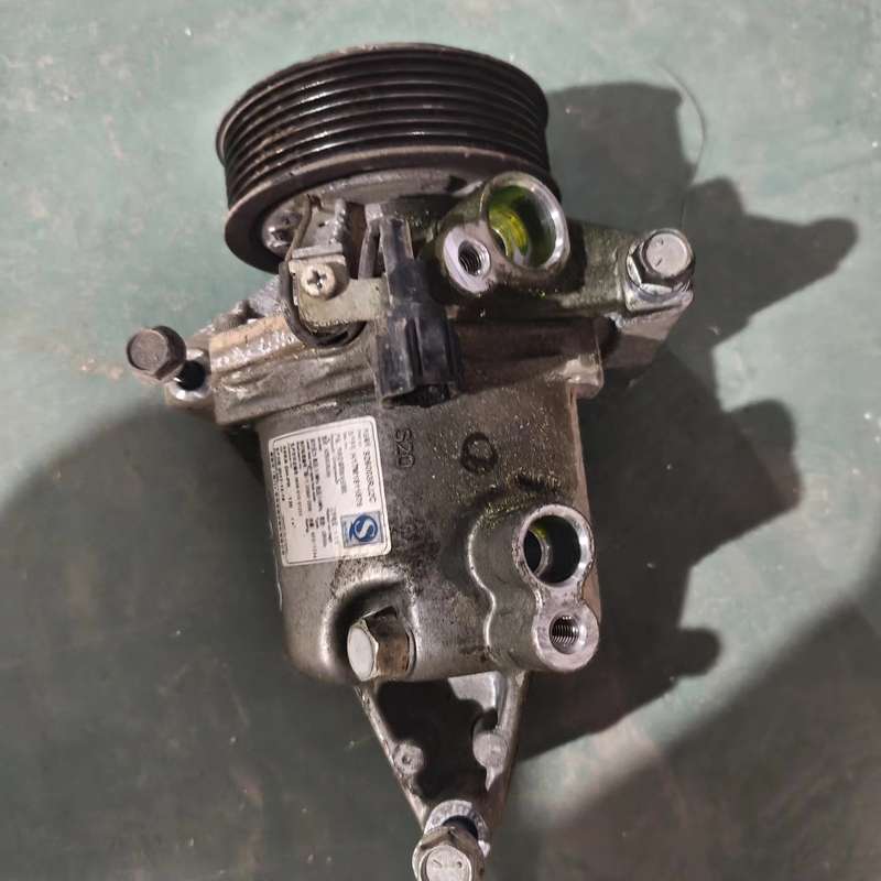 日产原装拆车空调压缩机,型号926003RJ2C,适用于阳光--议价商品