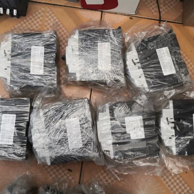 西门子3RT1034/1A..0，共4只。单价200元，打包--议价商品