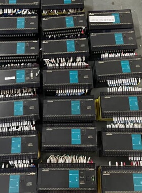 永宏PLC FBS-60MAT2-AC，拆机件，九成新，功能--议价商品