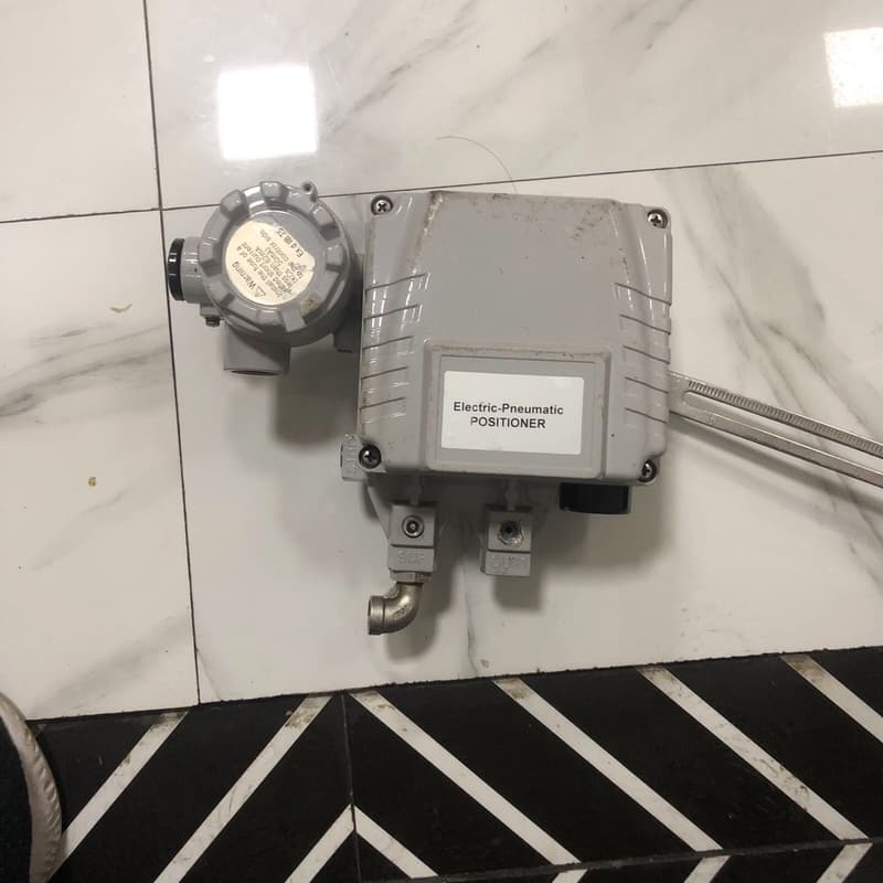 电气阀门定位器 EPL-1000Ex 二手拆机，成色不错。功--议价商品