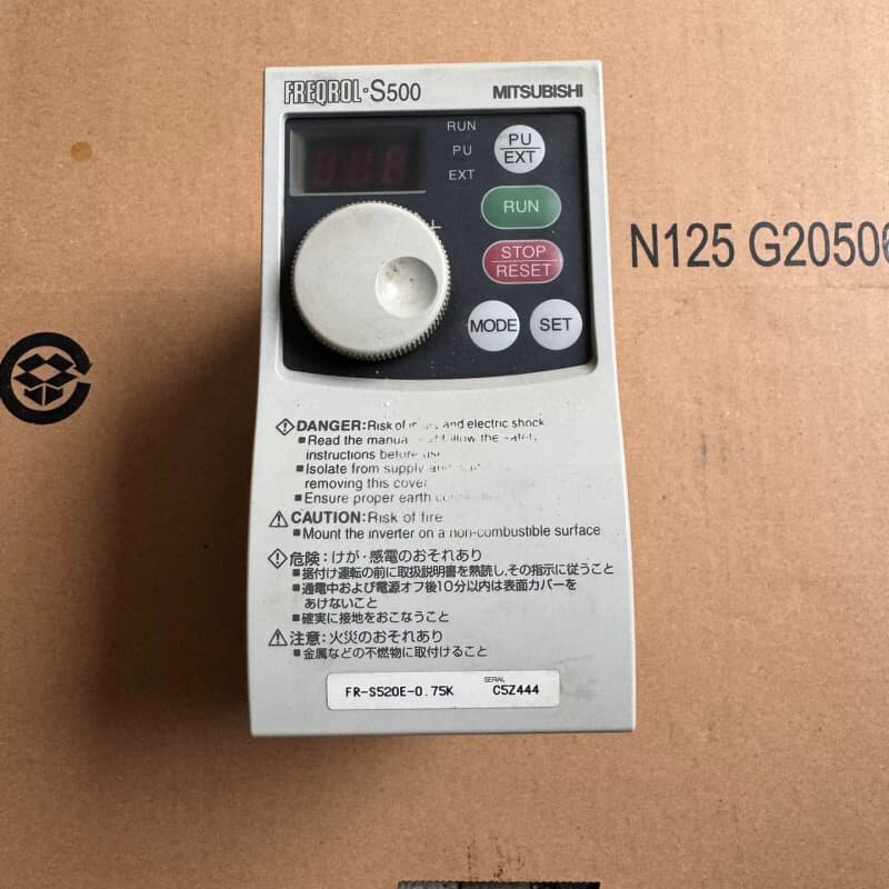 三菱变频器 FR-S520E-0.75K 0.75KW 22--议价商品