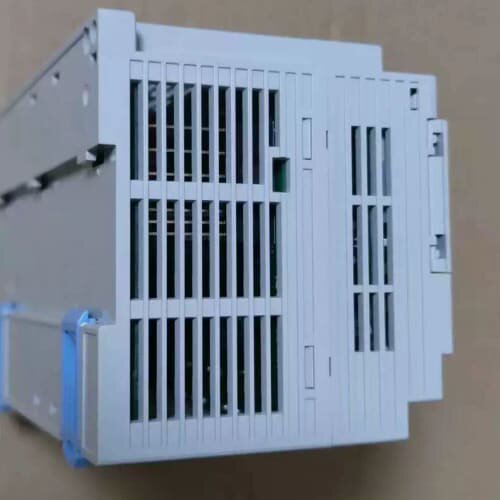 PLC FPXH-C40TD 成色漂亮，实物图片， 功能--议价商品