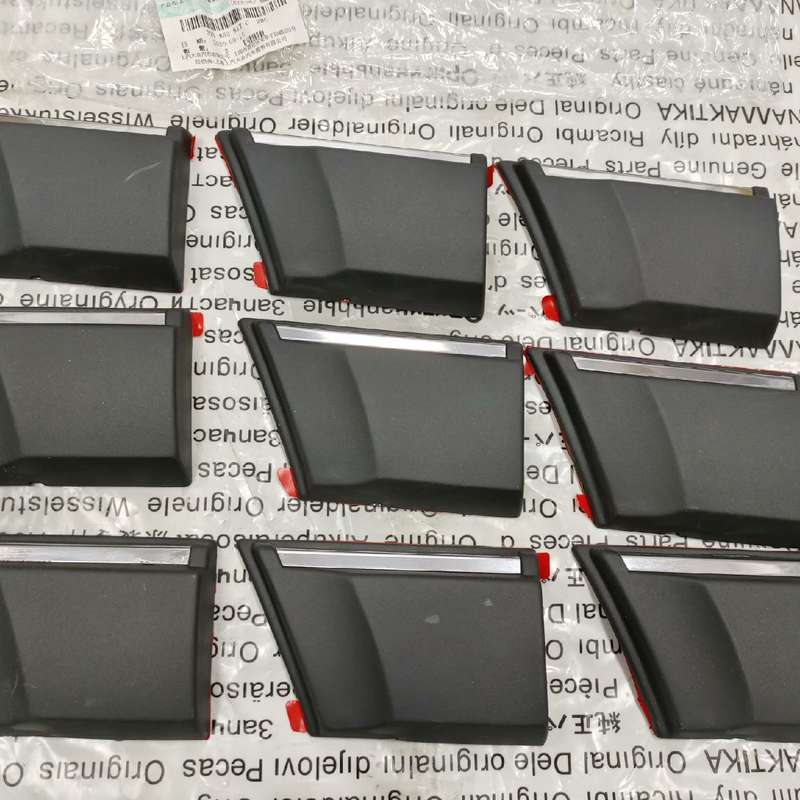 新秀桑旅普桑叶子板防撞条防擦条大众原厂全新正品维修--议价商品