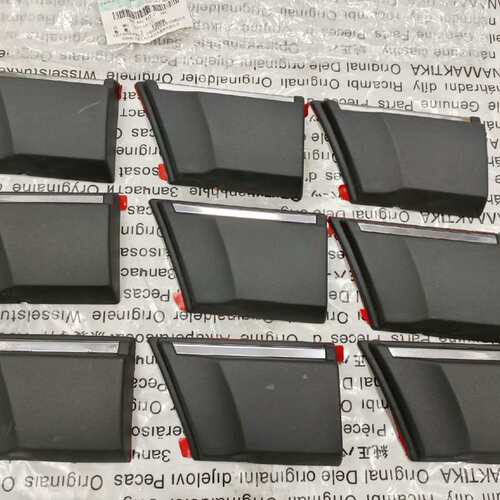 新秀桑旅普桑叶子板防撞条防擦条大众原厂全新正品维修--议价商品