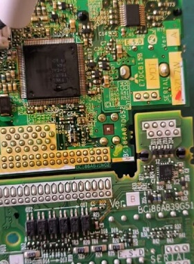 三菱E740-15kw变频器原装拆机主板一套，包好无修，成色--议价商