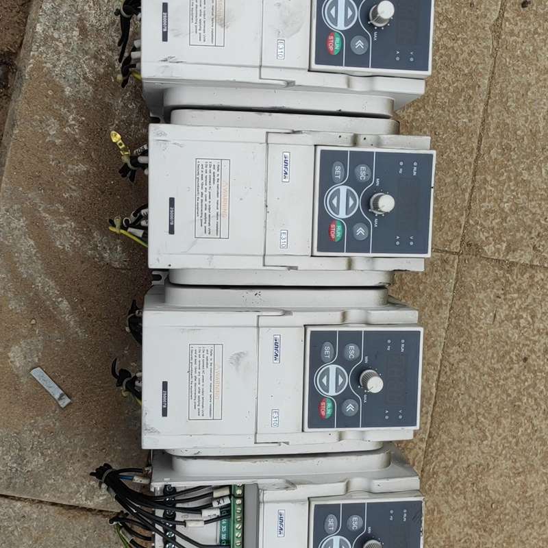 拆机四方E310变频器，0.75KW 220V，--议价商品