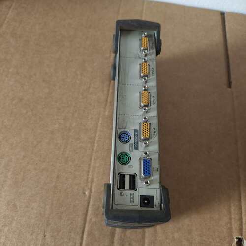ATEN CS84U 4口KVM切换器--议价商品
