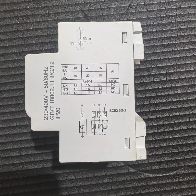 施耐德Easy 9浪涌保护器EA9L208F400，3P+N--议价商品