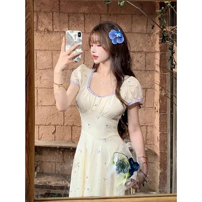 Selena赛琳娜新款夏日绝美小裙子米白色碎花连衣裙减龄小众不撞款
